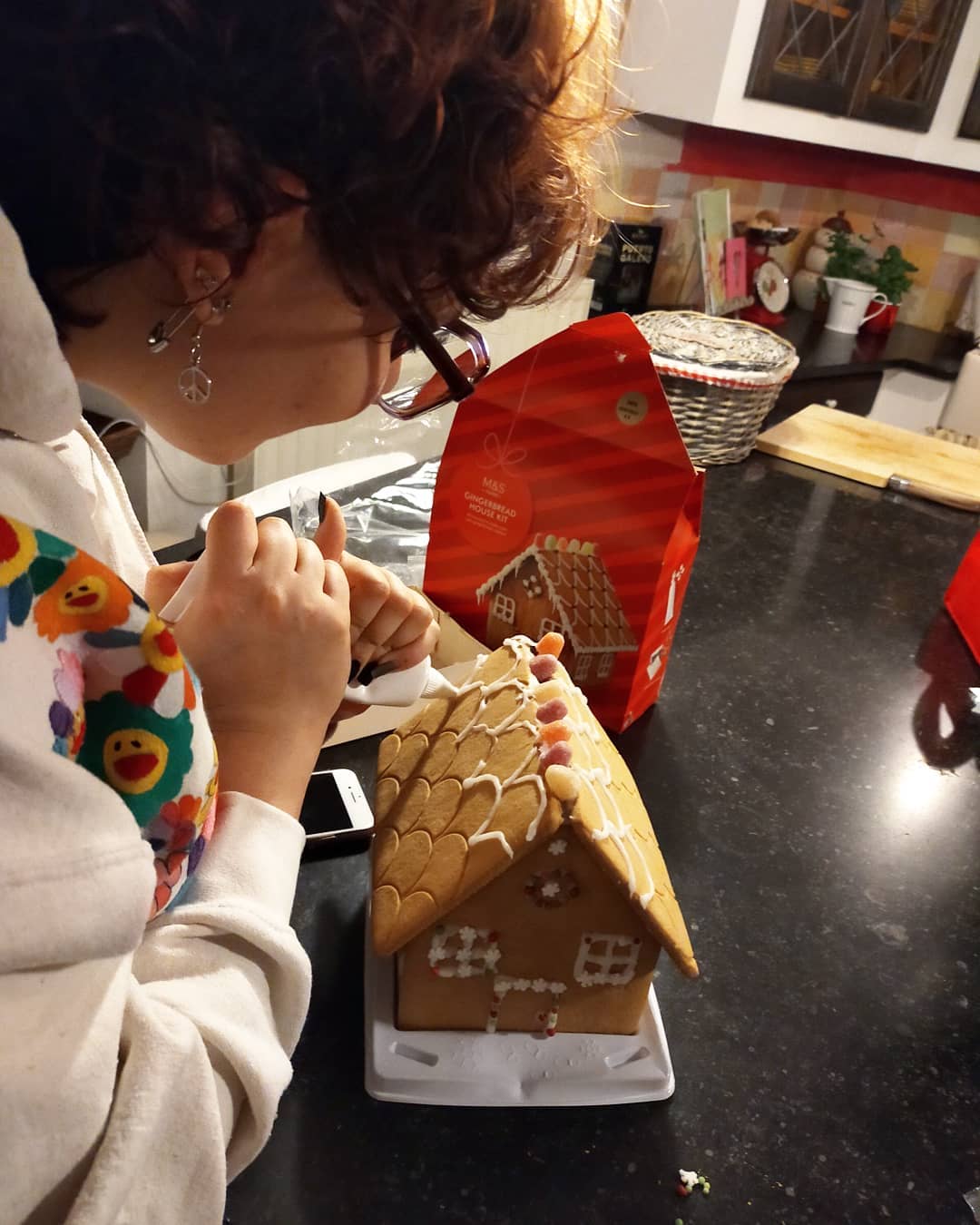 et elle a voulu commencer par construire le toit lol