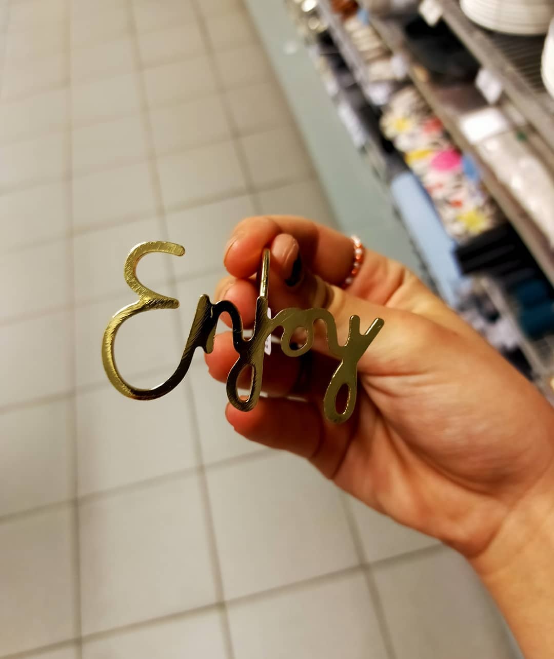 hahß
update photo d’unif: ils ont refusé la swag j’ai dû mettre celle ici en slide 3