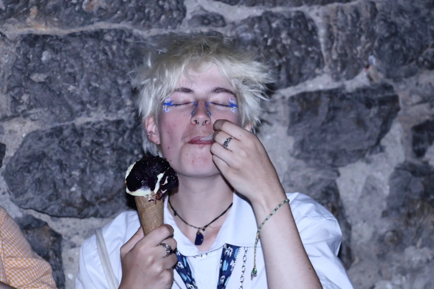 pour mon 400e post je me dévoile sous un prisme estival (mon père a pris ces photos et ça se voit fort)